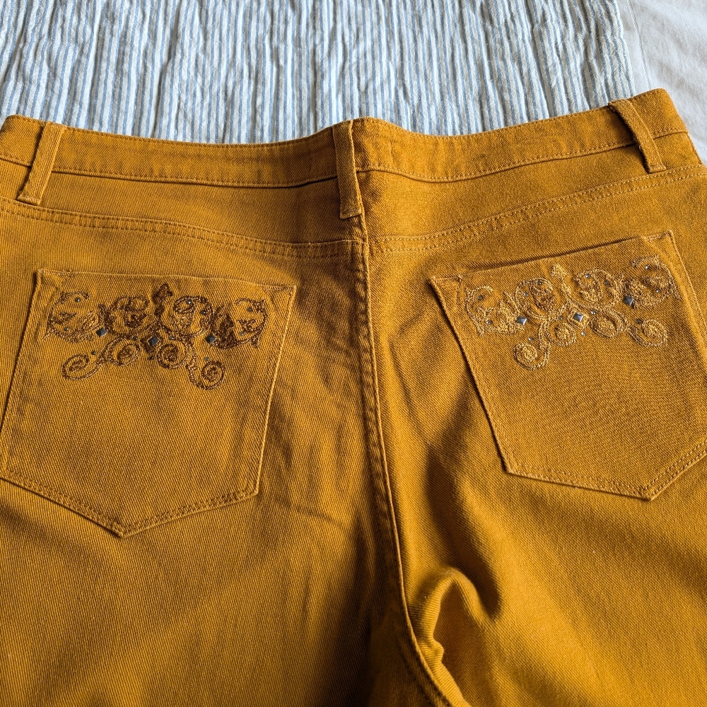 Lee Embroidered And Sequin Back Pockets Mustard Yellow Jeans Size 18, straight